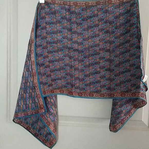 Sally gee 100 % wool scarf - Picture 1 of 3